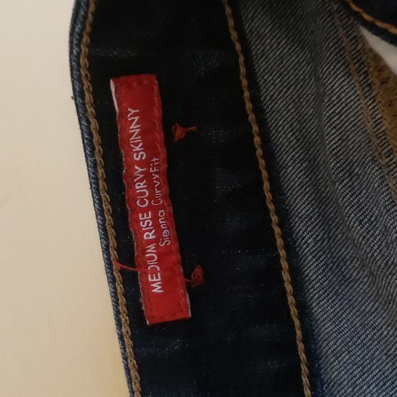 Guess medium rise, curvy skinny - Picture 3 of 8